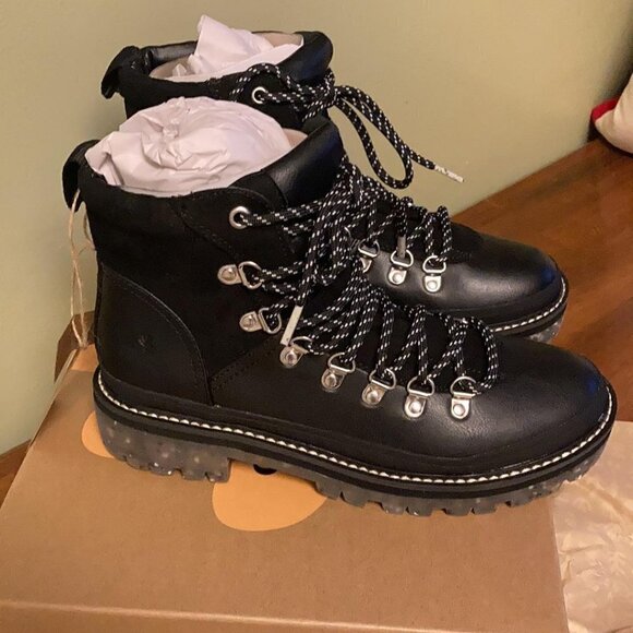 NEW! cool planet by Steve Madden Women's Buni Lace-Up Hiker Booties - Picture 1 of 13